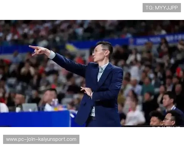 CBA新疆外援突破撕开禁区强势取分，助力球队迎来胜利之路